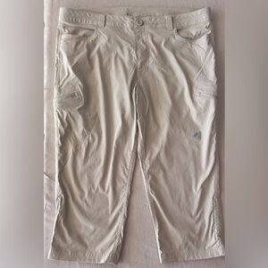 Eddie Bauer Tan Capris Lightweight Casual